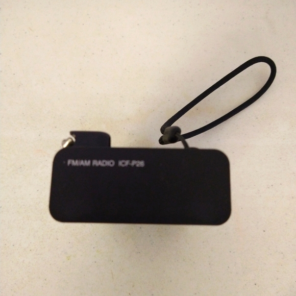Vintage Sony Handheld FM/AM Radio ICF-P26 - Picture 8 of 8